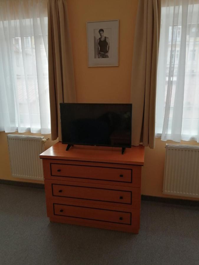 Apartmany Cesky Dvur Mariańskie Łaźnie Zewnętrze zdjęcie