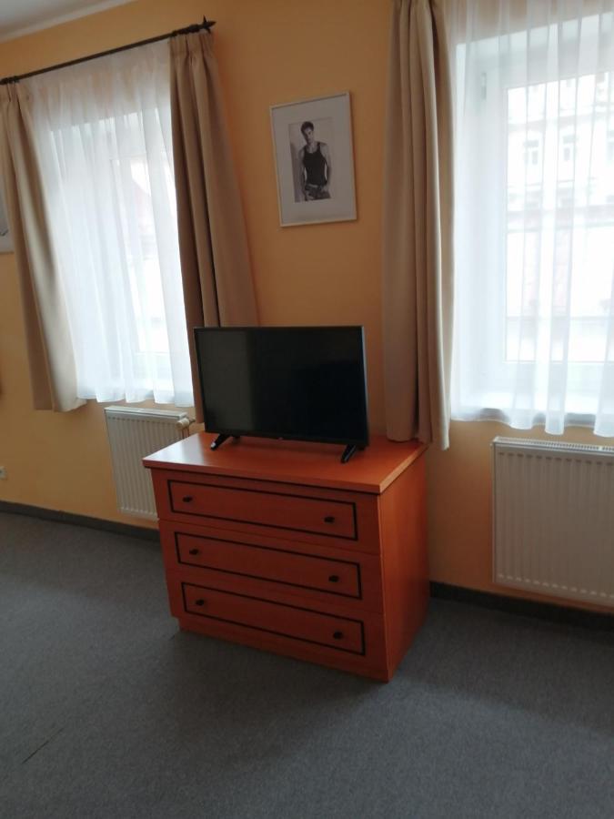 Apartmany Cesky Dvur Mariańskie Łaźnie Zewnętrze zdjęcie