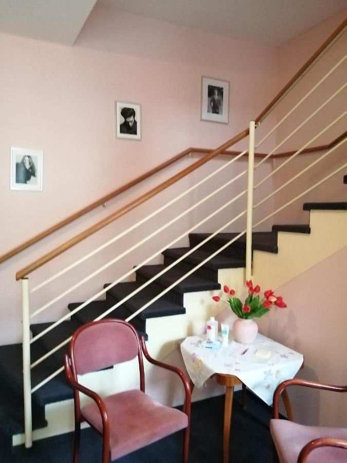 Apartmany Cesky Dvur Mariańskie Łaźnie Zewnętrze zdjęcie